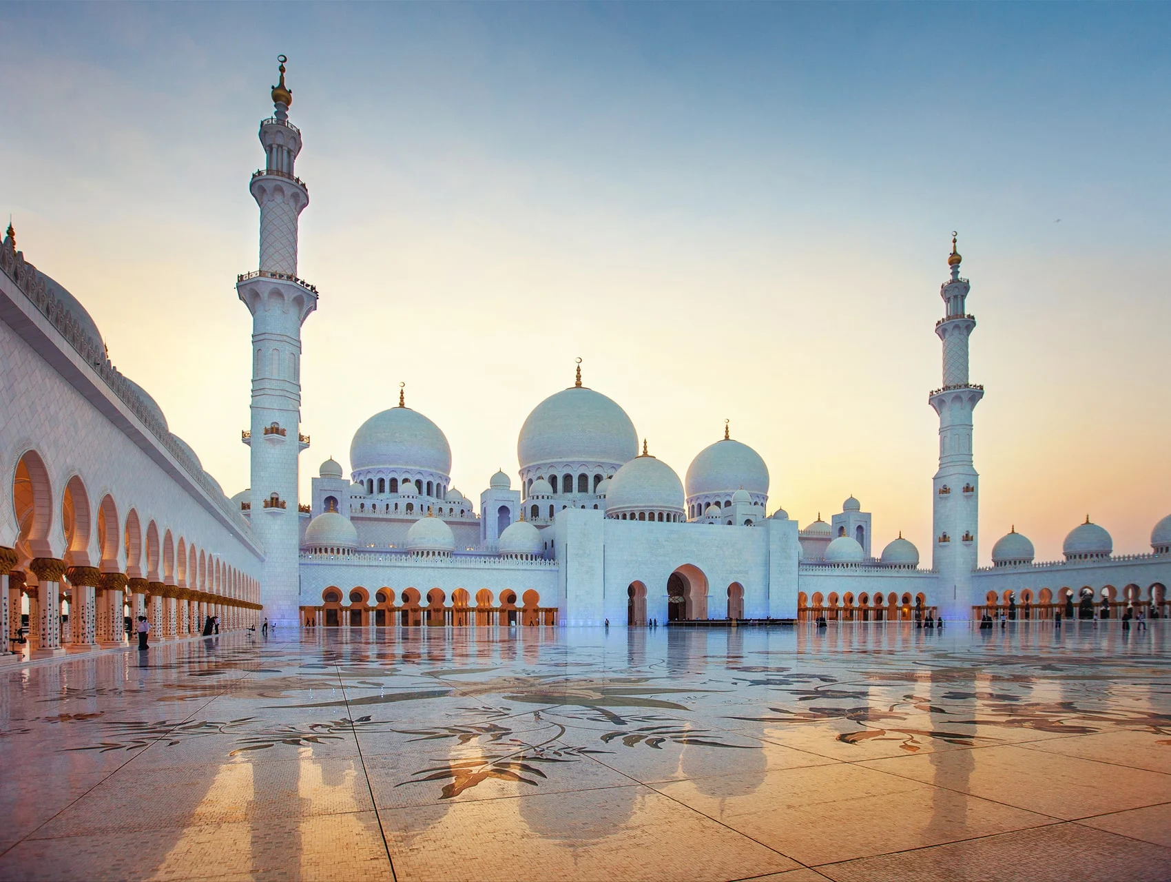 Abu Dhabi: Full-Day City Sightseeing Tour with Grand Mosque