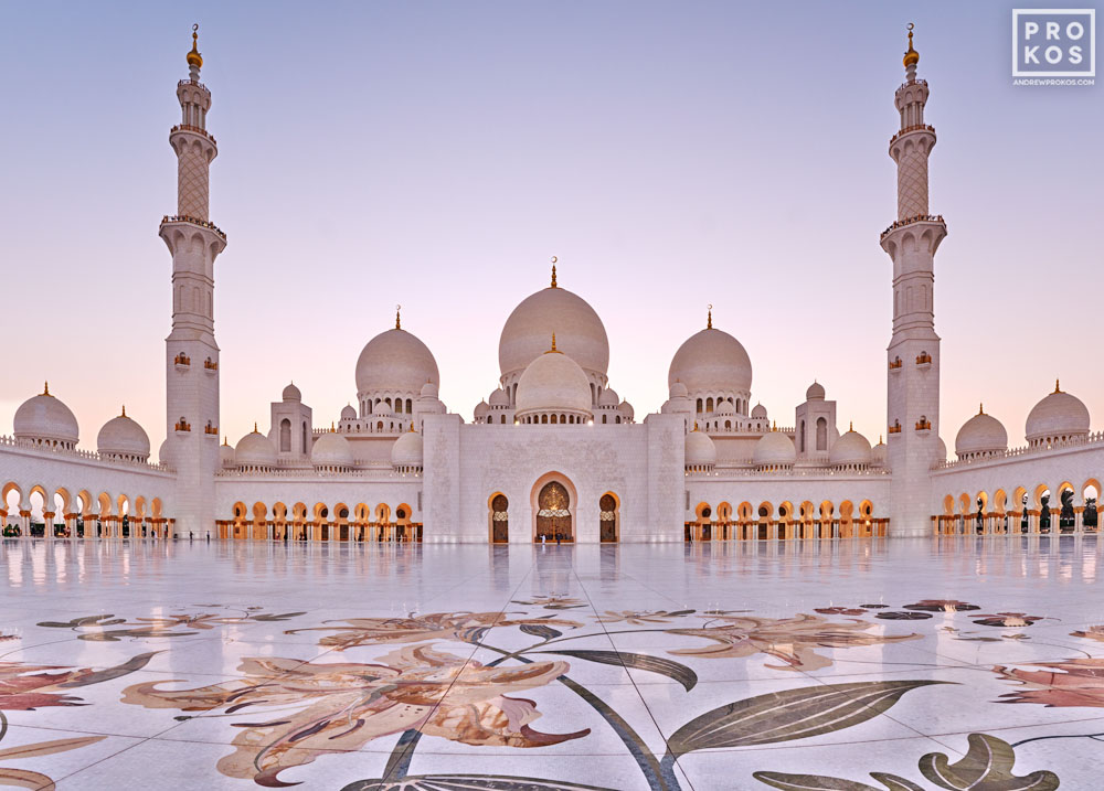 Discover the Capital Abu Dhabi: Half Day Tour with Grand Mosque
